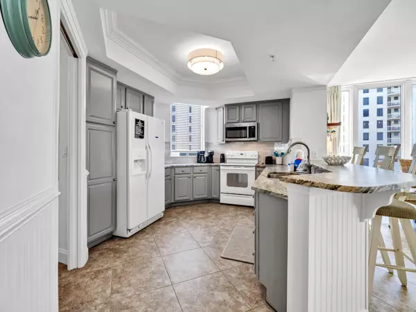 Destin, FL 32541,15100 Emerald Coast Parkway  #UNIT 301