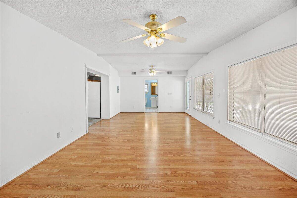 Fort Walton Beach, FL 32547,208 Forest Drive