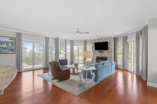 Destin, FL 32541,400 Kelly Plantation Drive  #UNIT 303