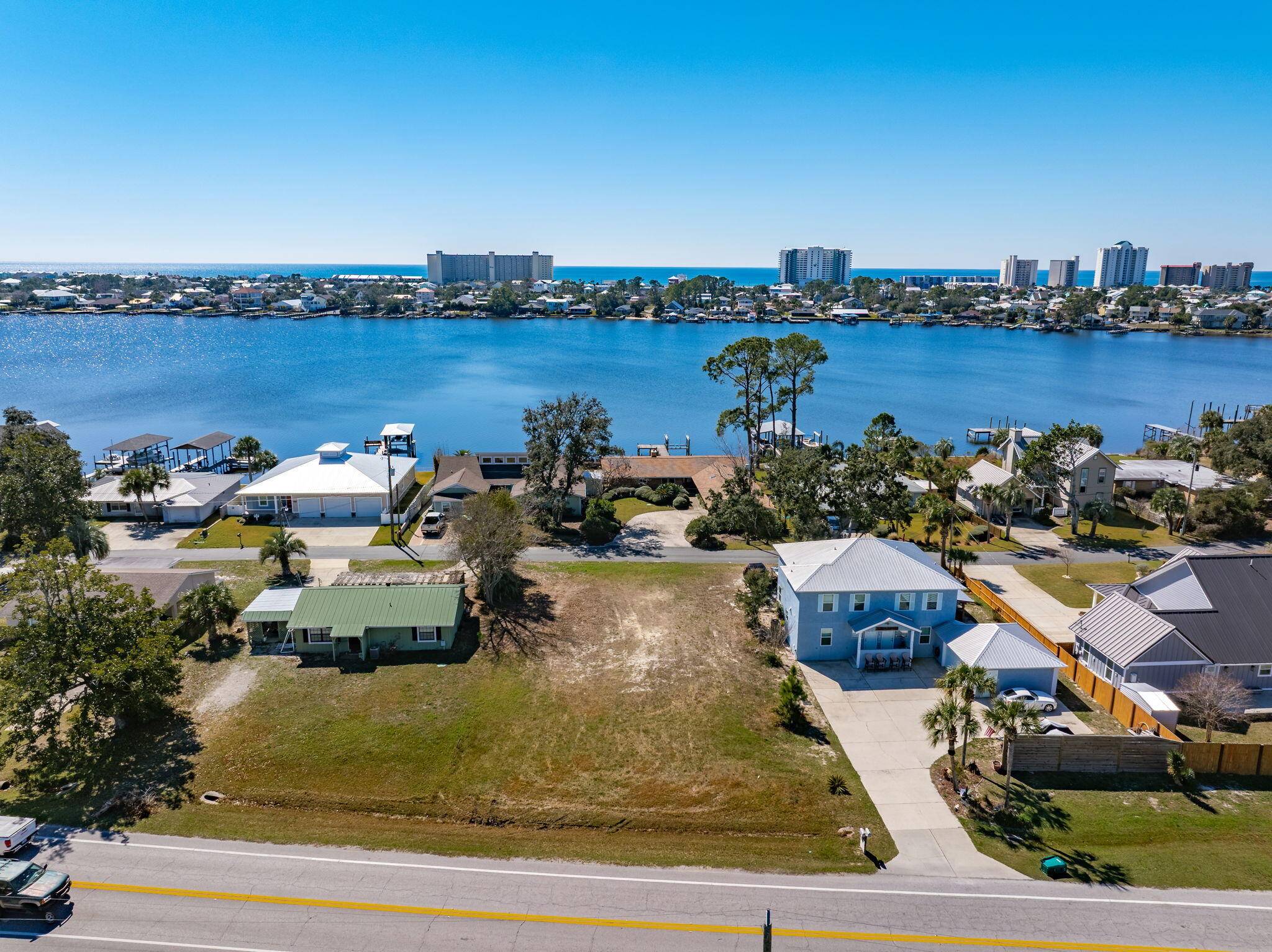 Panama City Beach, FL 32408,6401 N Lagoon Drive