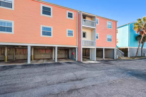 Pensacola Beach, FL 32561,1650 Via De Luna Drive  #C5