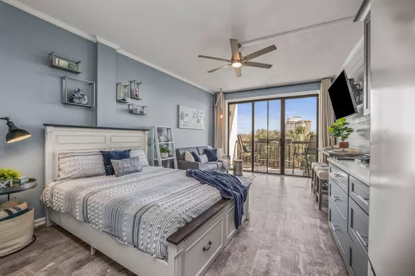 214 SW Miracle Strip Parkway  #B302 Fort Walton Beach, FL 32548