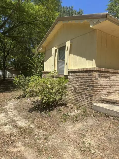 Crestview, FL 32539,6359 Shangri La Road