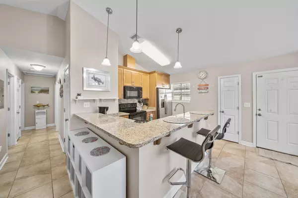 Panama City Beach, FL 32413,21320 Dolphin Avenue