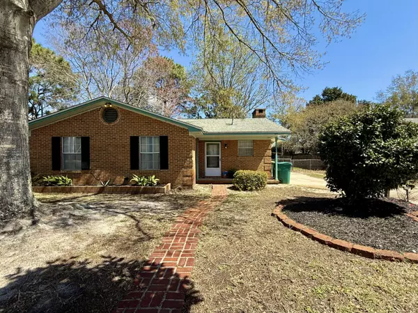 243 Paschel Avenue, Mary Esther, FL 32569