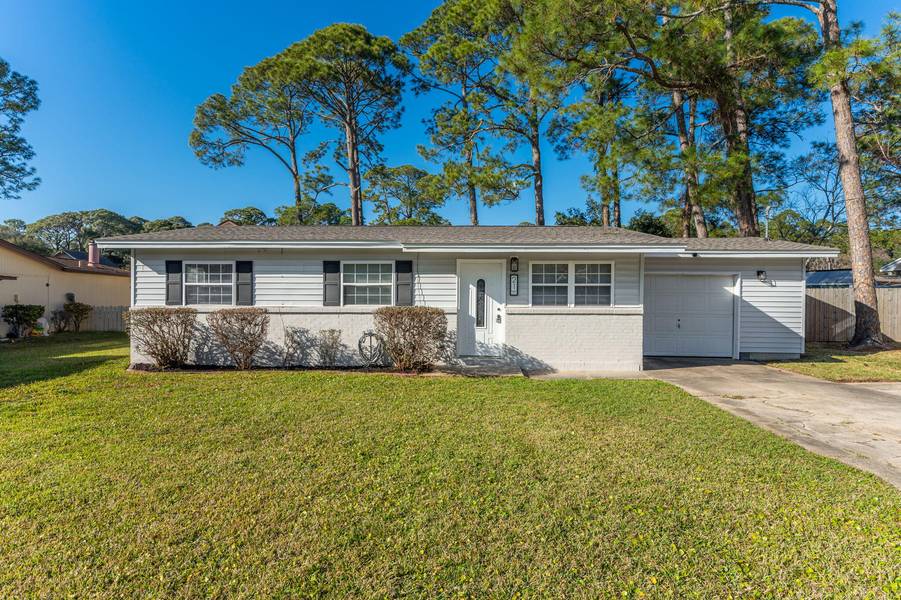 21 Kohler Drive, Mary Esther, FL 32569