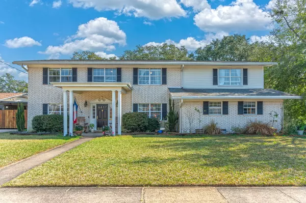 277 NW Briarwood NW Circle, Fort Walton Beach, FL 32548