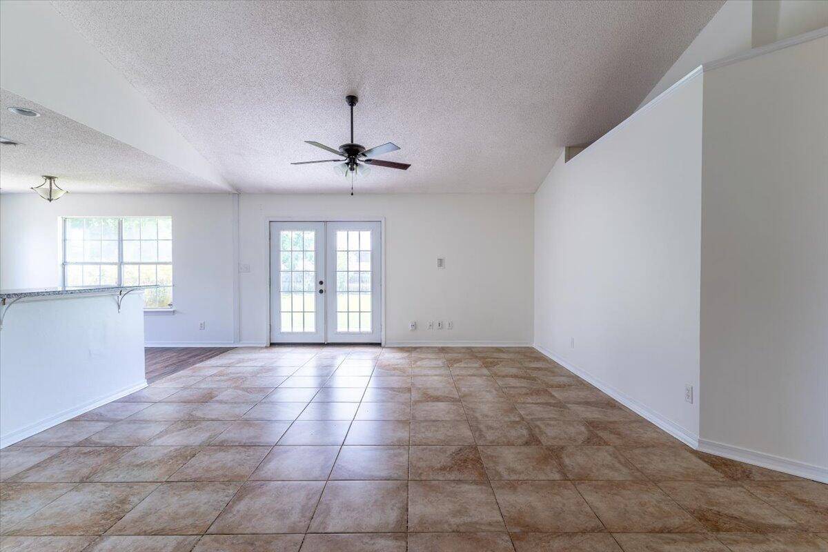 Navarre, FL 32566,2476 Cameron Way