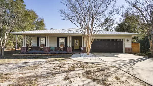 537 Hunters Ridge Road, Defuniak Springs, FL 32433