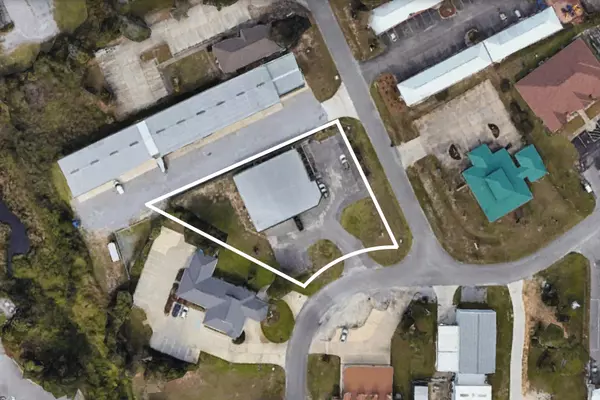 Panama City, FL 32405,2401 Ruth Hentz Avenue
