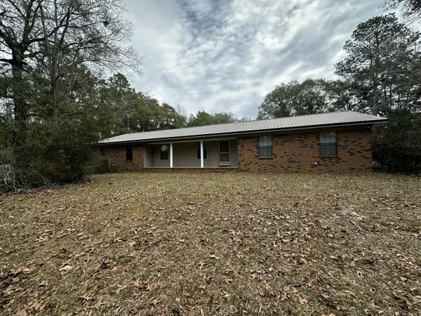 Crestview, FL 32539,A-H Pineforest Drive