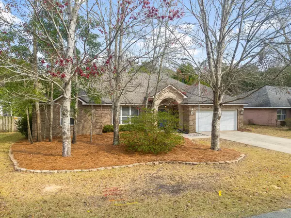 4477 Woodbridge Road, Niceville, FL 32578