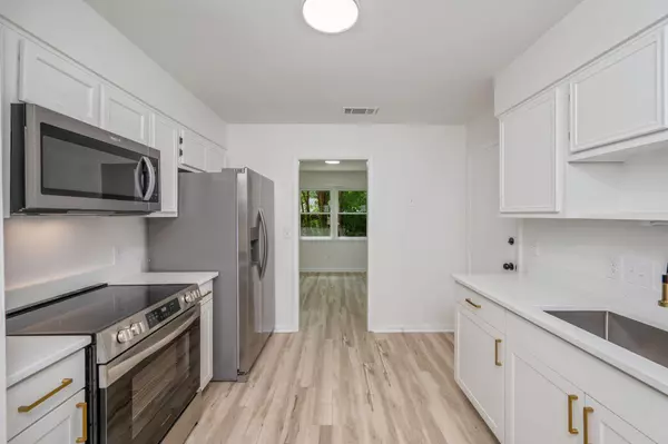 Fort Walton Beach, FL 32547,1013 Aspen Court