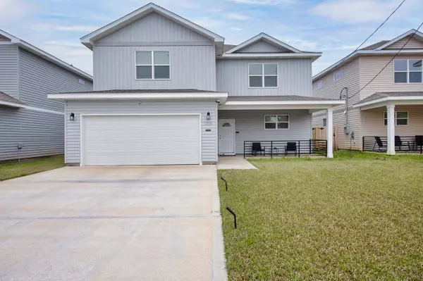 2320 Tom Street, Navarre, FL 32566