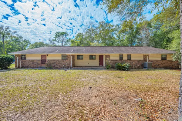 207 Shell Drive, Crestview, FL 32536