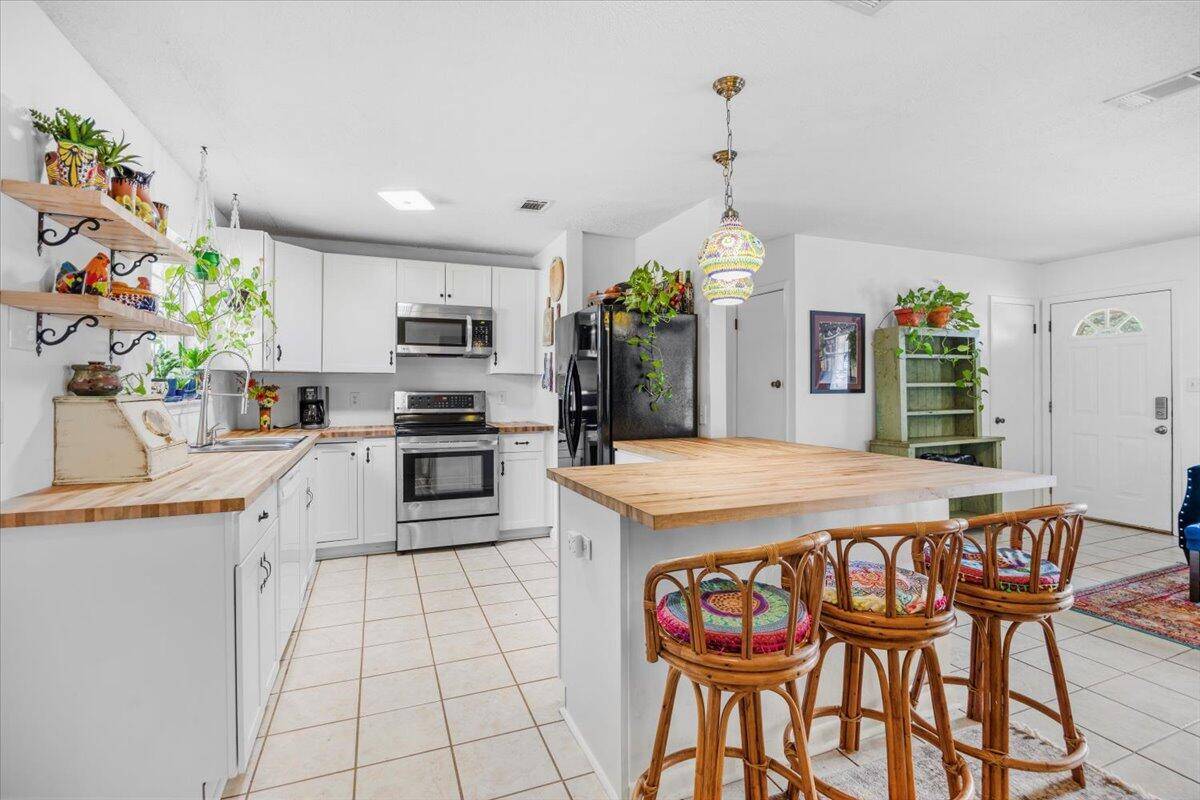 Gulf Breeze, FL 32563,1404 Stanford Road