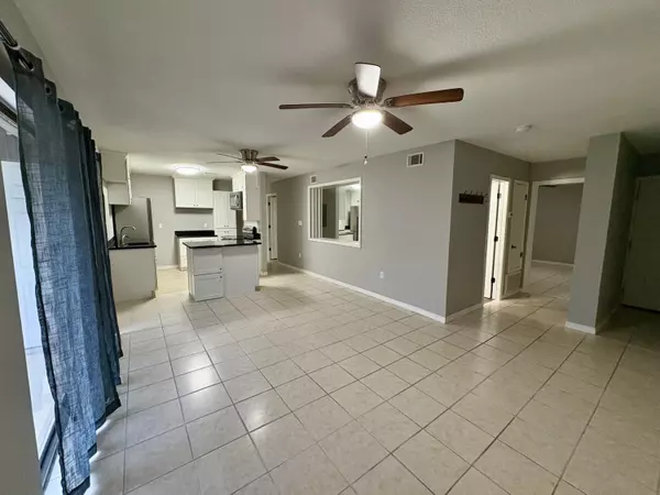 Fort Walton Beach, FL 32548,405 Marshall Court  #UNIT 04