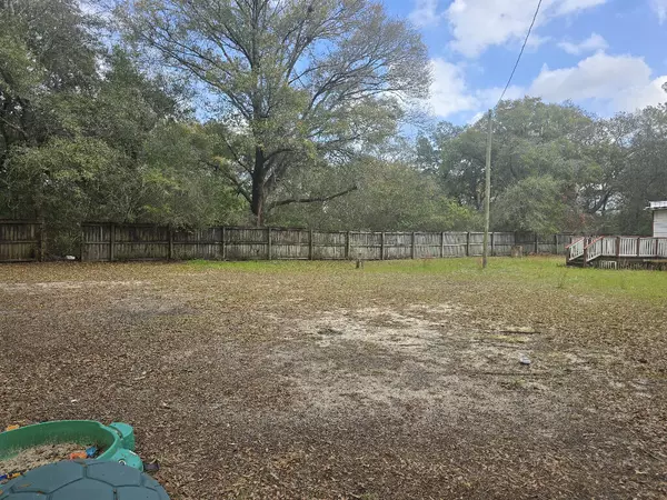 Defuniak Springs, FL 32433,92 W Roberts Road