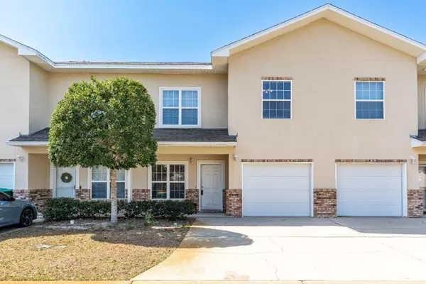 1454 Bentley Circle, Fort Walton Beach, FL 32547