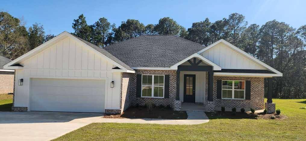 337 Shoal River Drive, Crestview, FL 32539