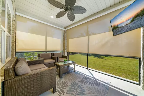 Freeport, FL 32439,526 Meadow Lake Drive