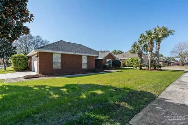 Gulf Breeze, FL 32563,1607 Woodlawn Way