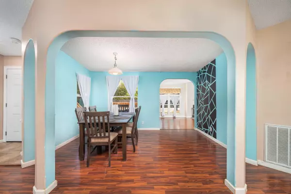 Mary Esther, FL 32569,465 Sara Avenue