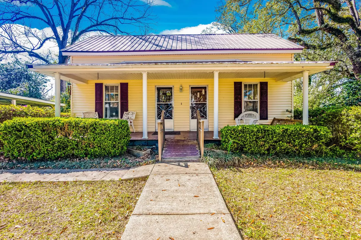 Florala, AL 36442,21082 Seminole Street