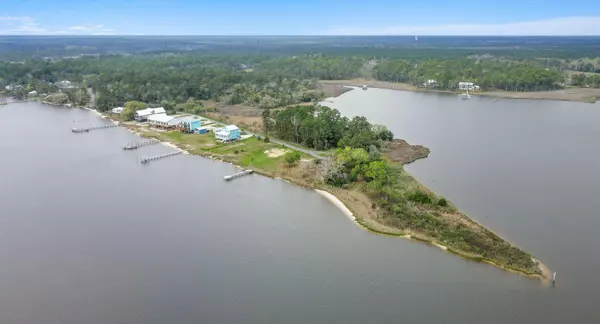 Freeport, FL 32439,554 Beatrice Point Road