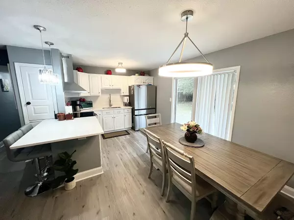 Shalimar, FL 32579,13 Port Dixie Boulevard