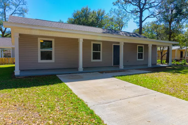 Pensacola, FL 32526,4651 Kingston Drive