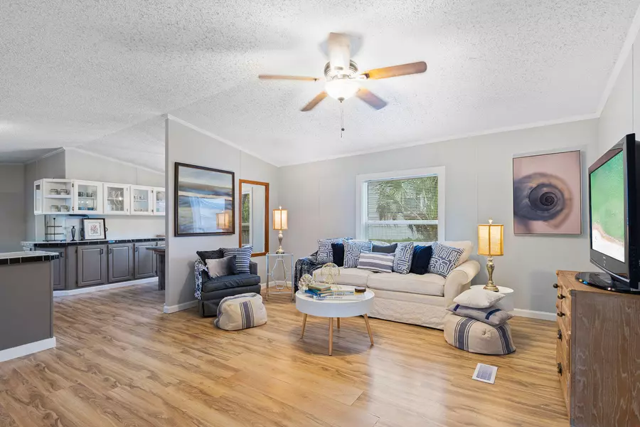 6906 Sunrise Drive, Panama City Beach, FL 32407