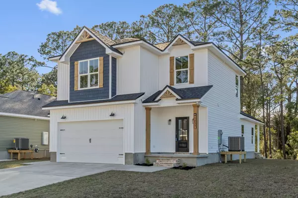 Pensacola, FL 32506,1433 Madelyn Wds Drive