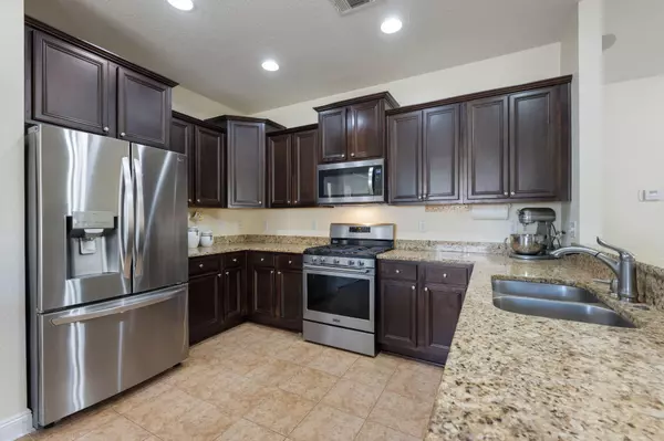 Pace, FL 32571,5652 Thistledown Court