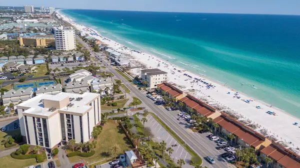 Destin, FL 32541,3655 Scenic Hwy 98  #303A
