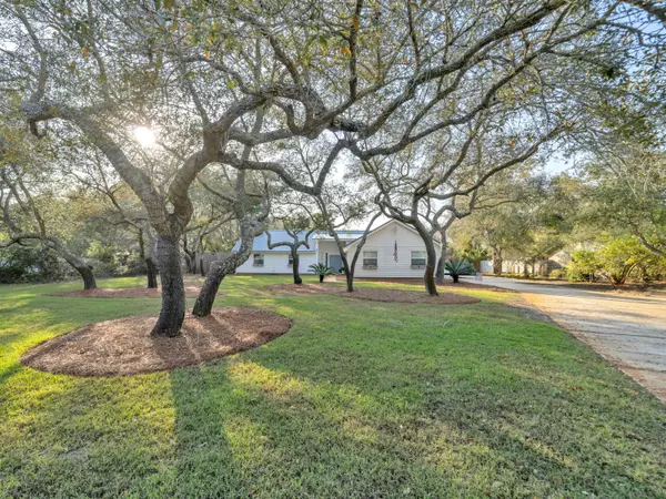 809 Mars Street, Destin, FL 32541