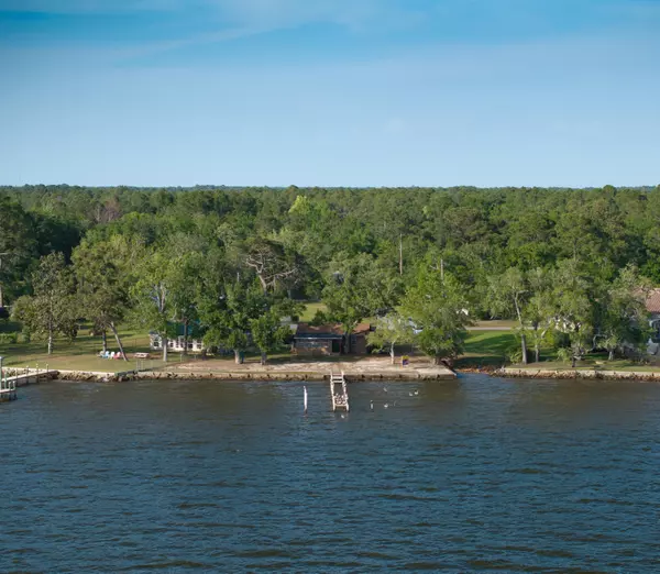 Freeport, FL 32439,2894 Bay Grove Road