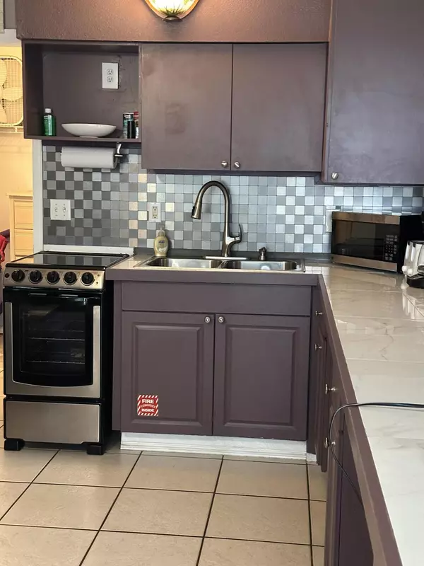 Fort Walton Beach, FL 32548,683 Nautilus Court #101