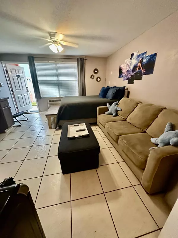 Fort Walton Beach, FL 32548,683 Nautilus Court #101