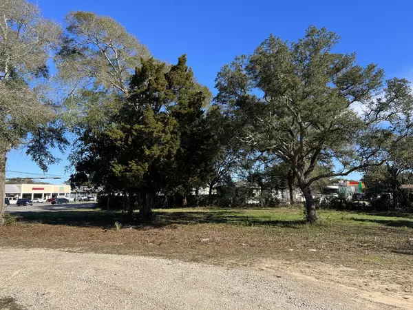 253 NE Eglin Parkway, Fort Walton Beach, FL 32547