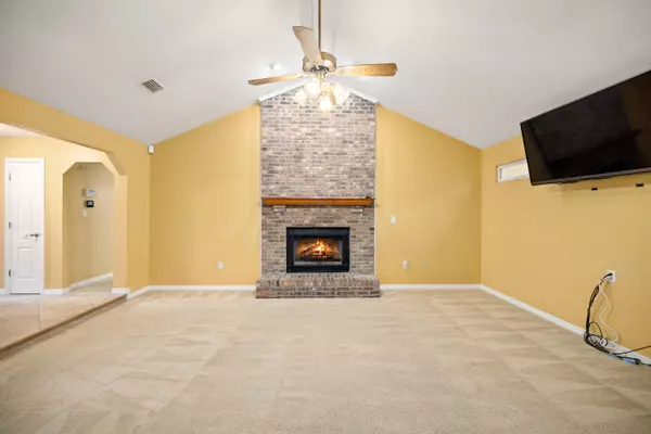 Niceville, FL 32578,341 Oaklake Lane