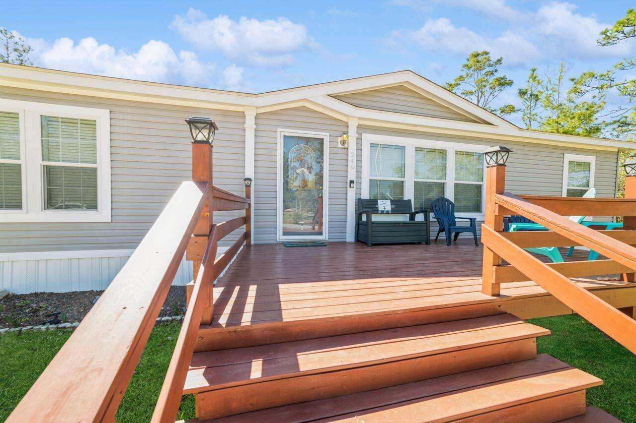 Defuniak Springs, FL 32433,249 Willow Bend Drive