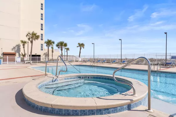 Pensacola Beach, FL 32561,999 Ft. Pickens Rd. Road  #207