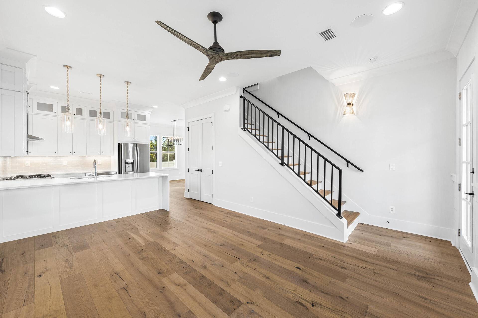 Santa Rosa Beach, FL 32459,520 S County Hwy 393  #19B