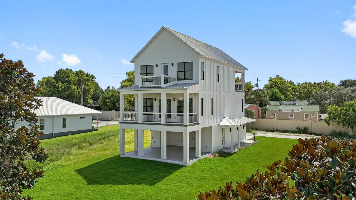 Miramar Beach, FL 32550,162 Casting Lake Road