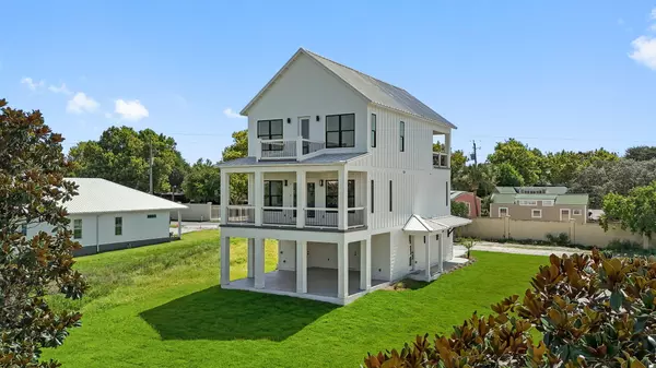 162 Casting Lake Road, Miramar Beach, FL 32550