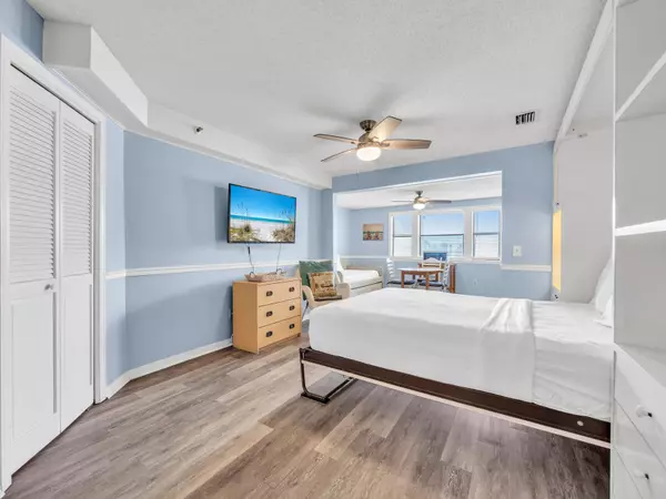 Panama City Beach, FL 32408,8730 Thomas Drive  ## 1203C