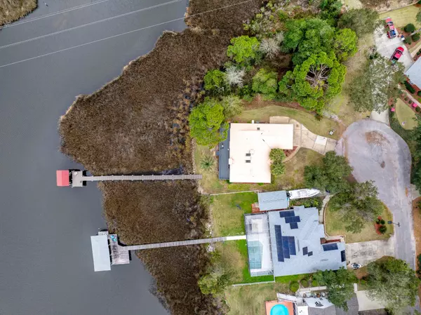 Navarre, FL 32566,6806 Tom King Bayou Road