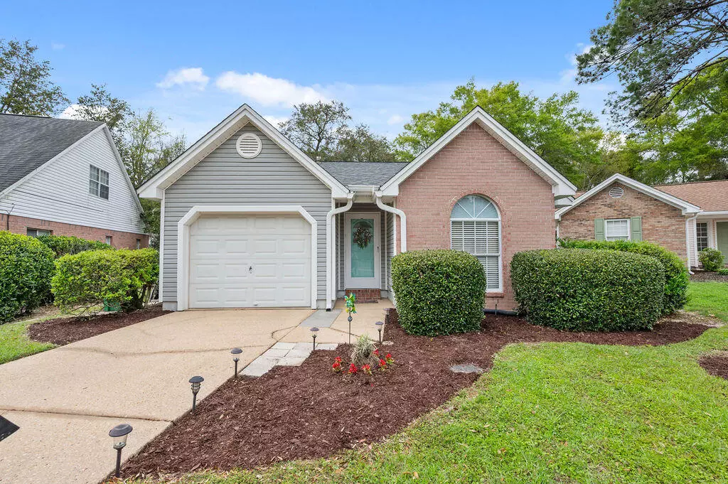 Niceville, FL 32578,135 Parkwood Drive