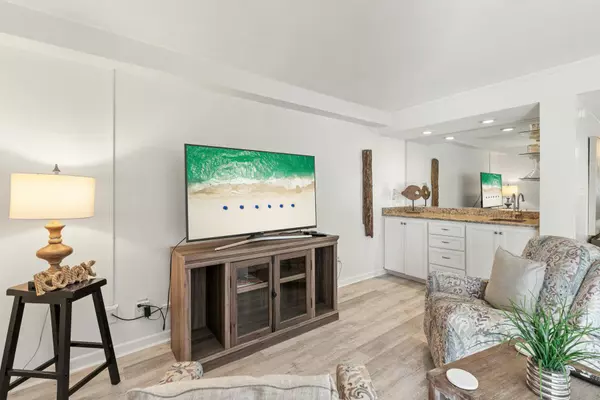 Destin, FL 32541,1030 E Highway 98 #40